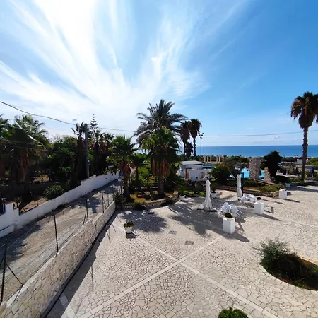 Picchio Pescoluse 3* Marina Di Pescoluse