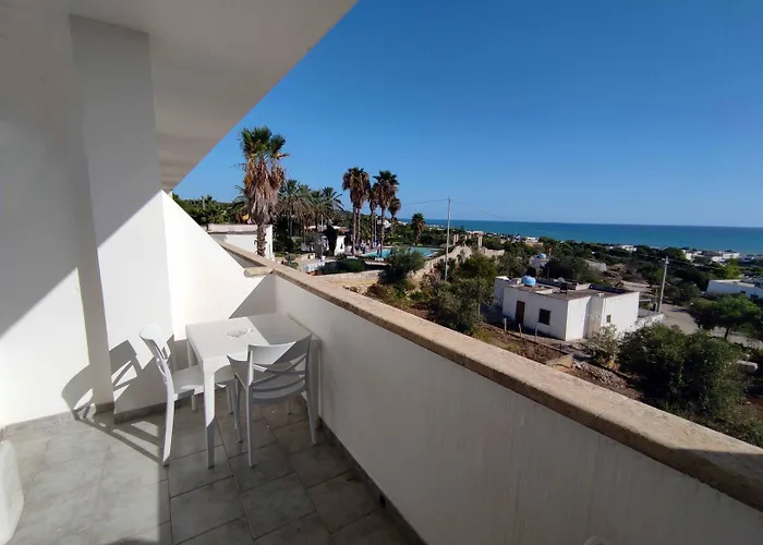 Picchio Pescoluse 3* Marina Di Pescoluse